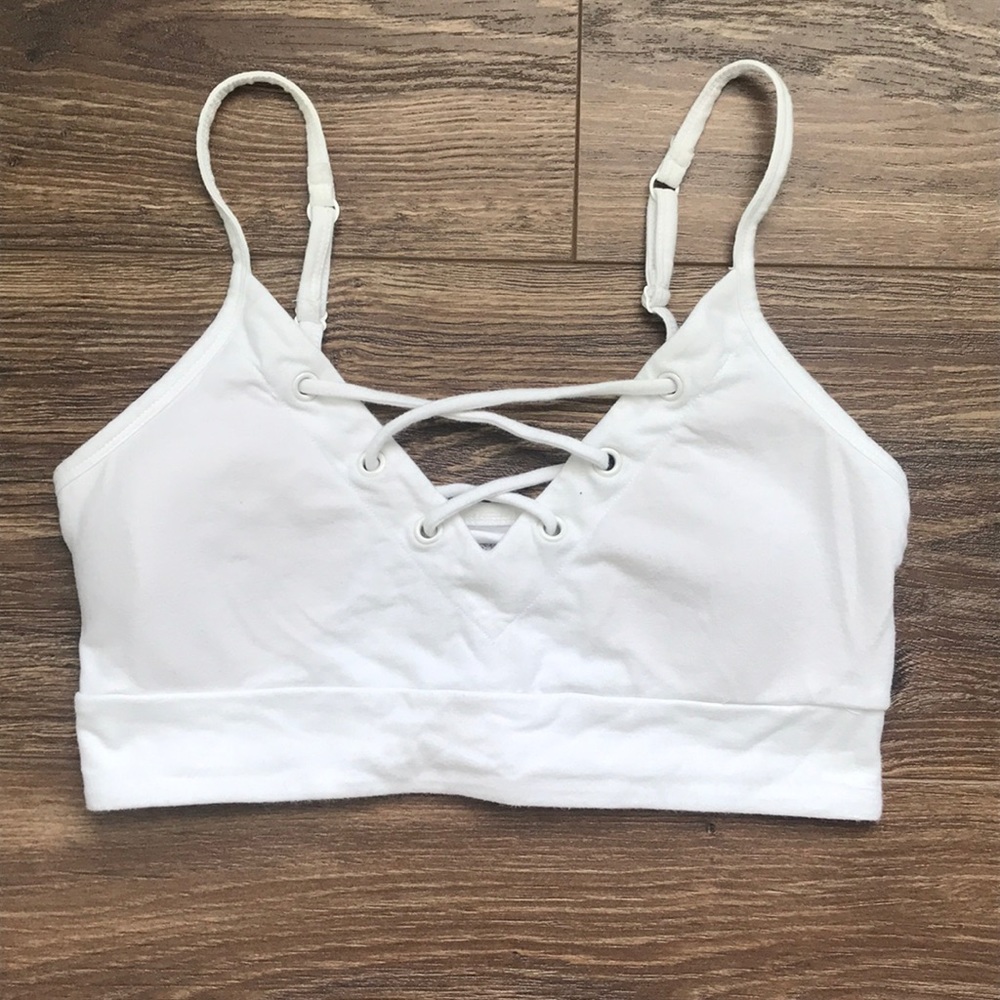Stretchy Bra with crisscross| White